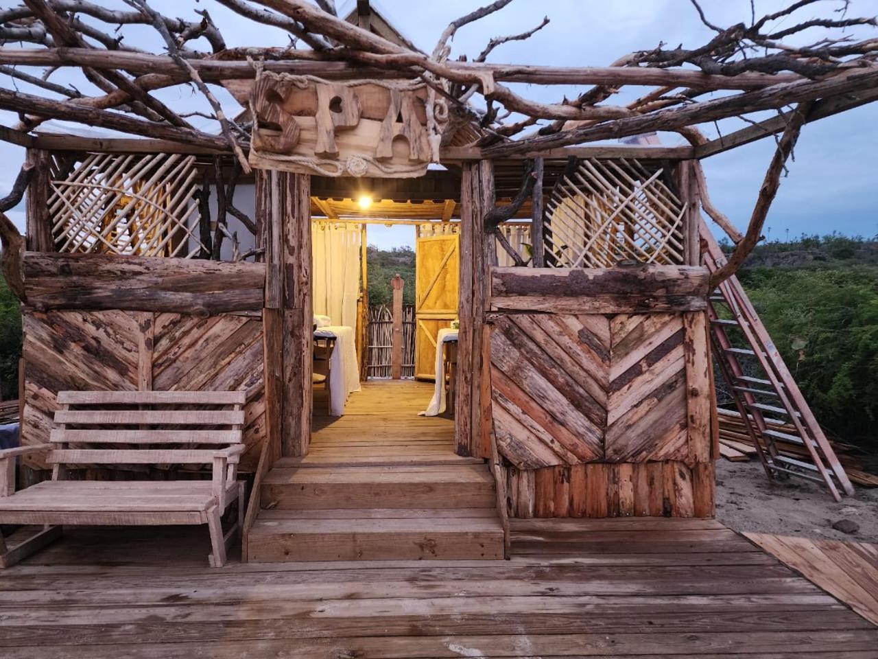 Glamping Ecolodge Cueva De Las Aguilas Pedernales Bagian luar foto