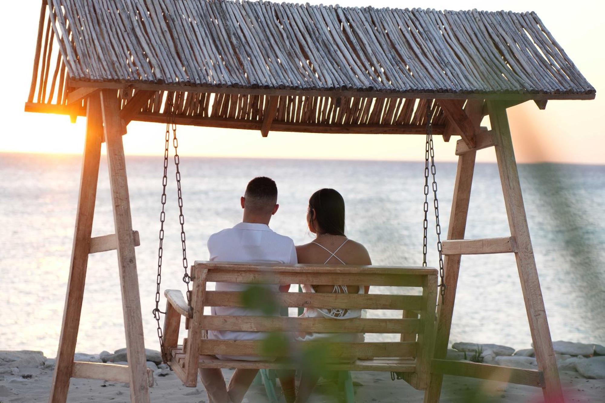 Glamping Ecolodge Cueva De Las Aguilas Pedernales Bagian luar foto