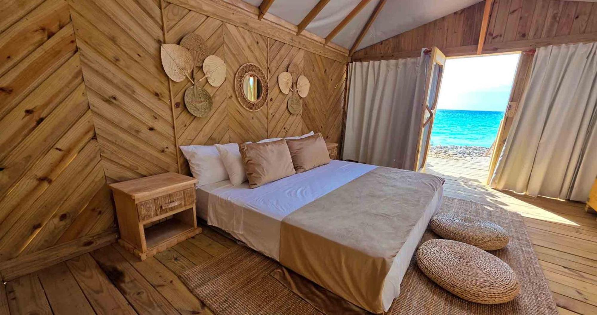 Glamping Ecolodge Cueva De Las Aguilas Pedernales Bagian luar foto
