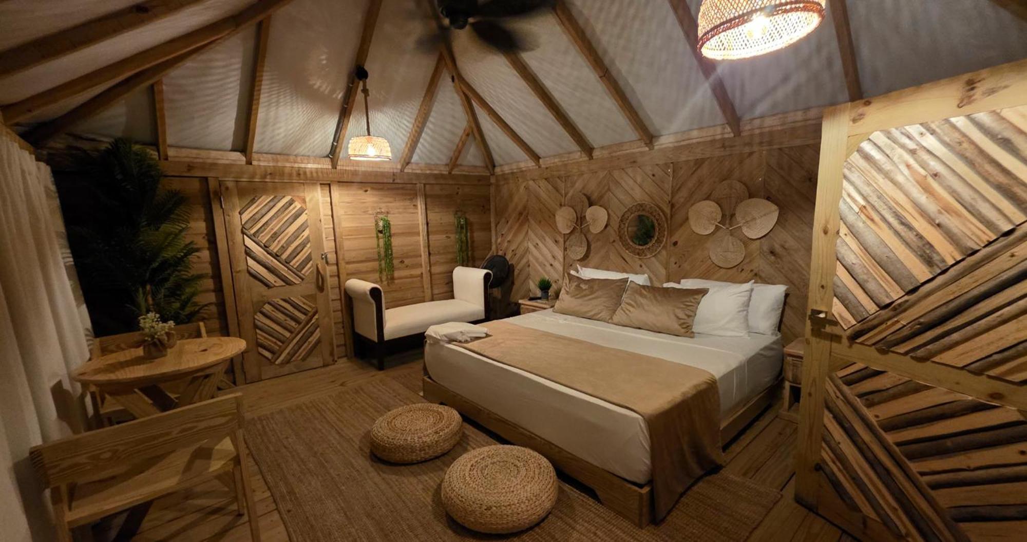 Glamping Ecolodge Cueva De Las Aguilas Pedernales Bagian luar foto